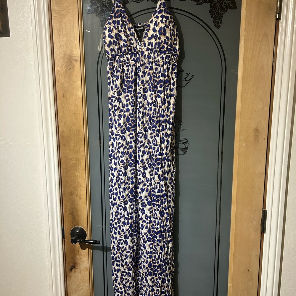 NWT Wet Seal Small Blue and White Leopard Maxi Dress